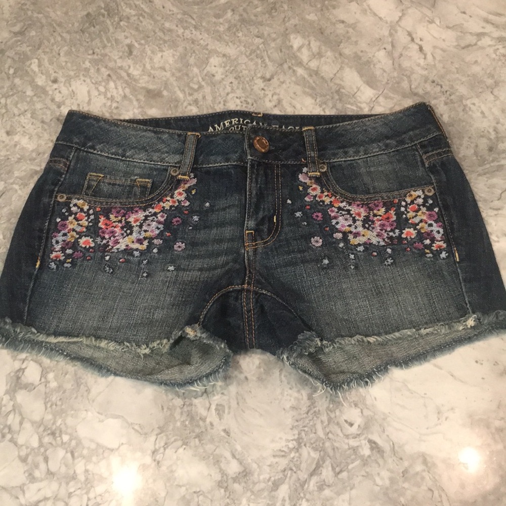 Jean Shorts with Colorful Stitching/Embroidering